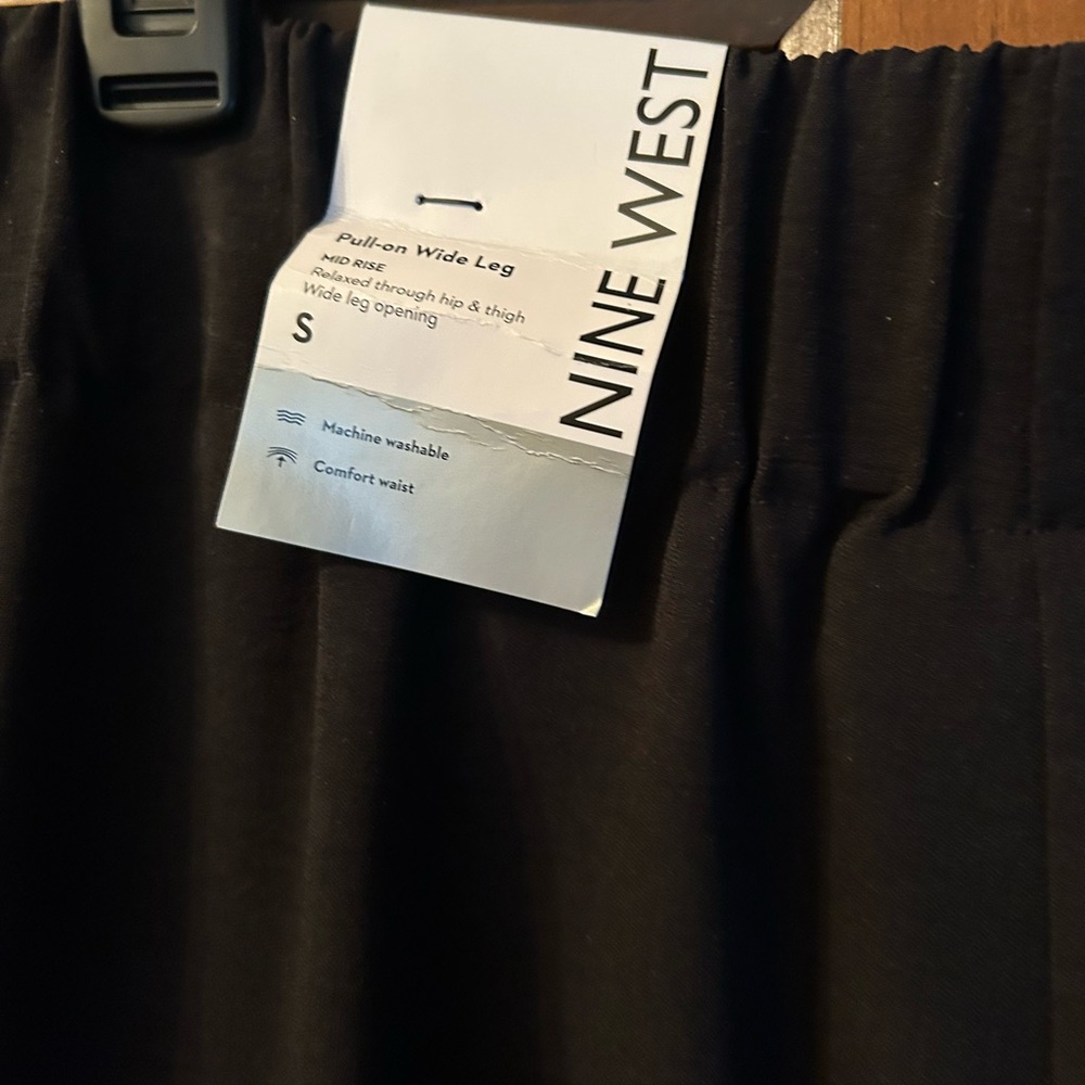New Nine West black pants, size small